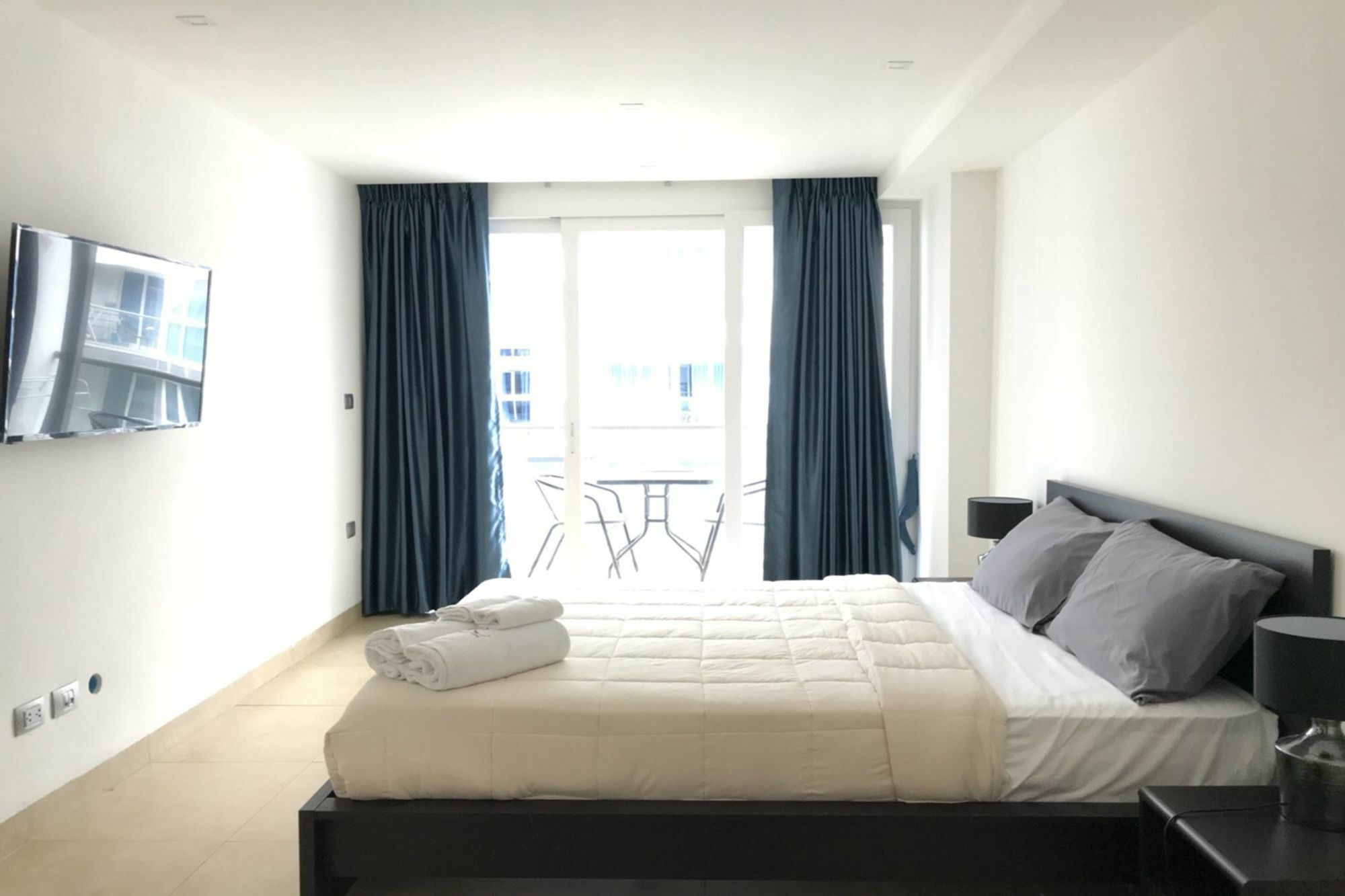 Uplus Avenue Residence Pattaya Extérieur photo